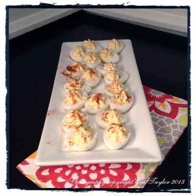 We had very special deviled eggs for our hor d'œuvres that evening.
